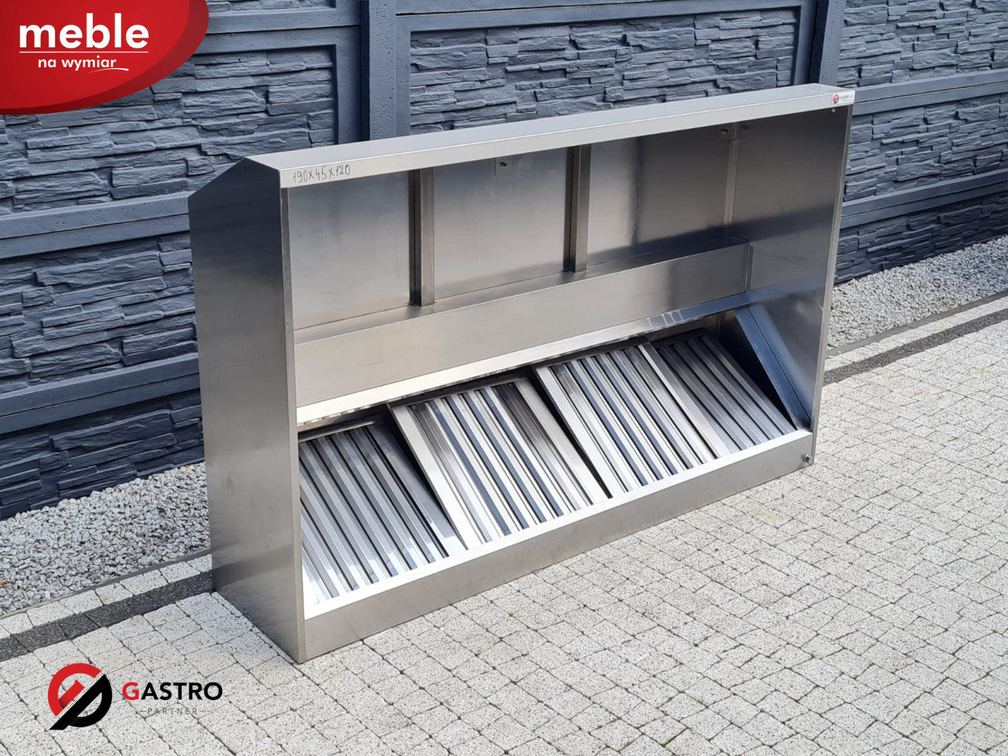 Okap gastronomiczny trapezowy przyścienny 1900x450x1200