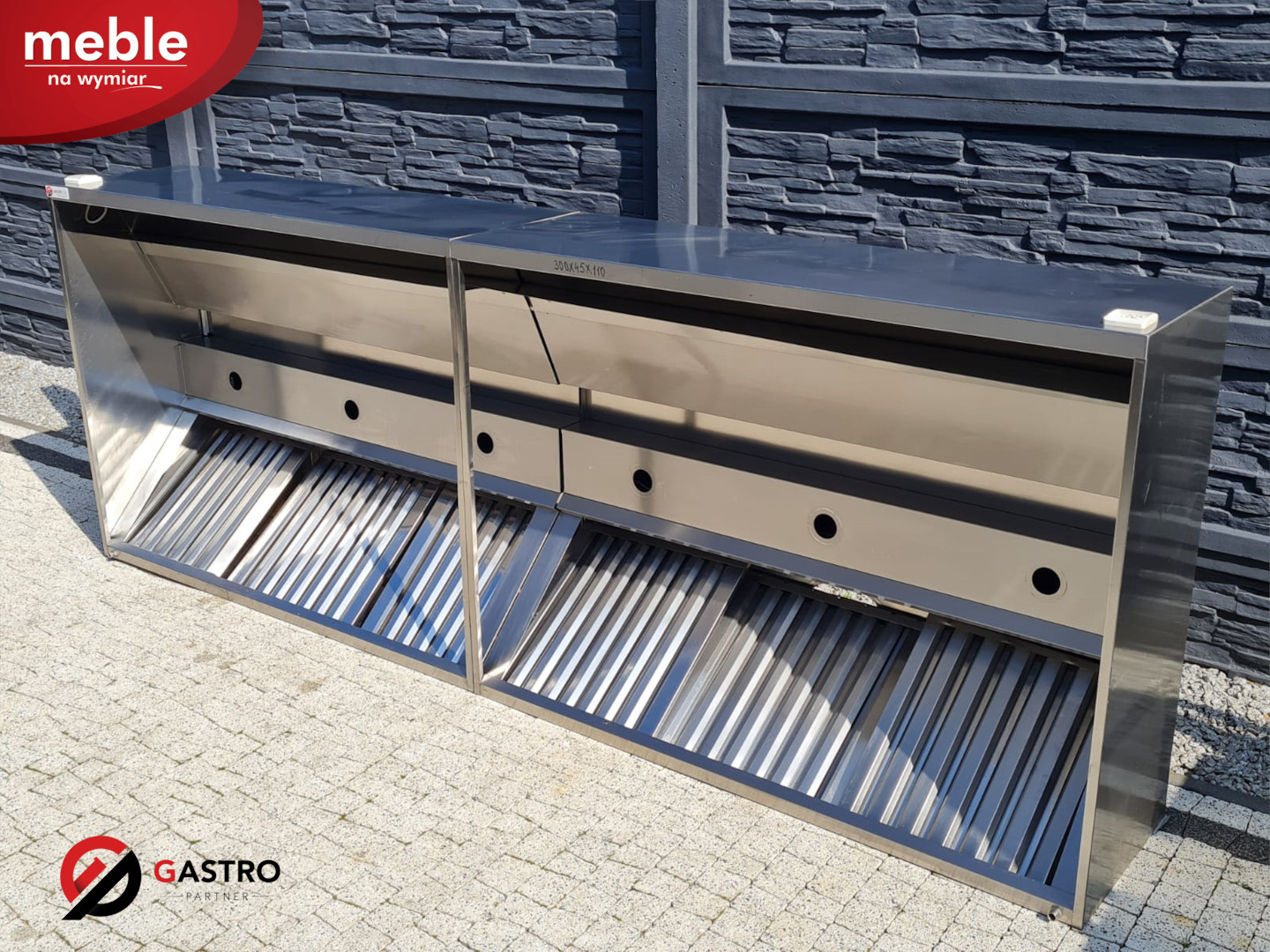 Okap gastronomiczny skrzyniowy przyścienny Stalgast - 3000x450x1100 - obrazek 2