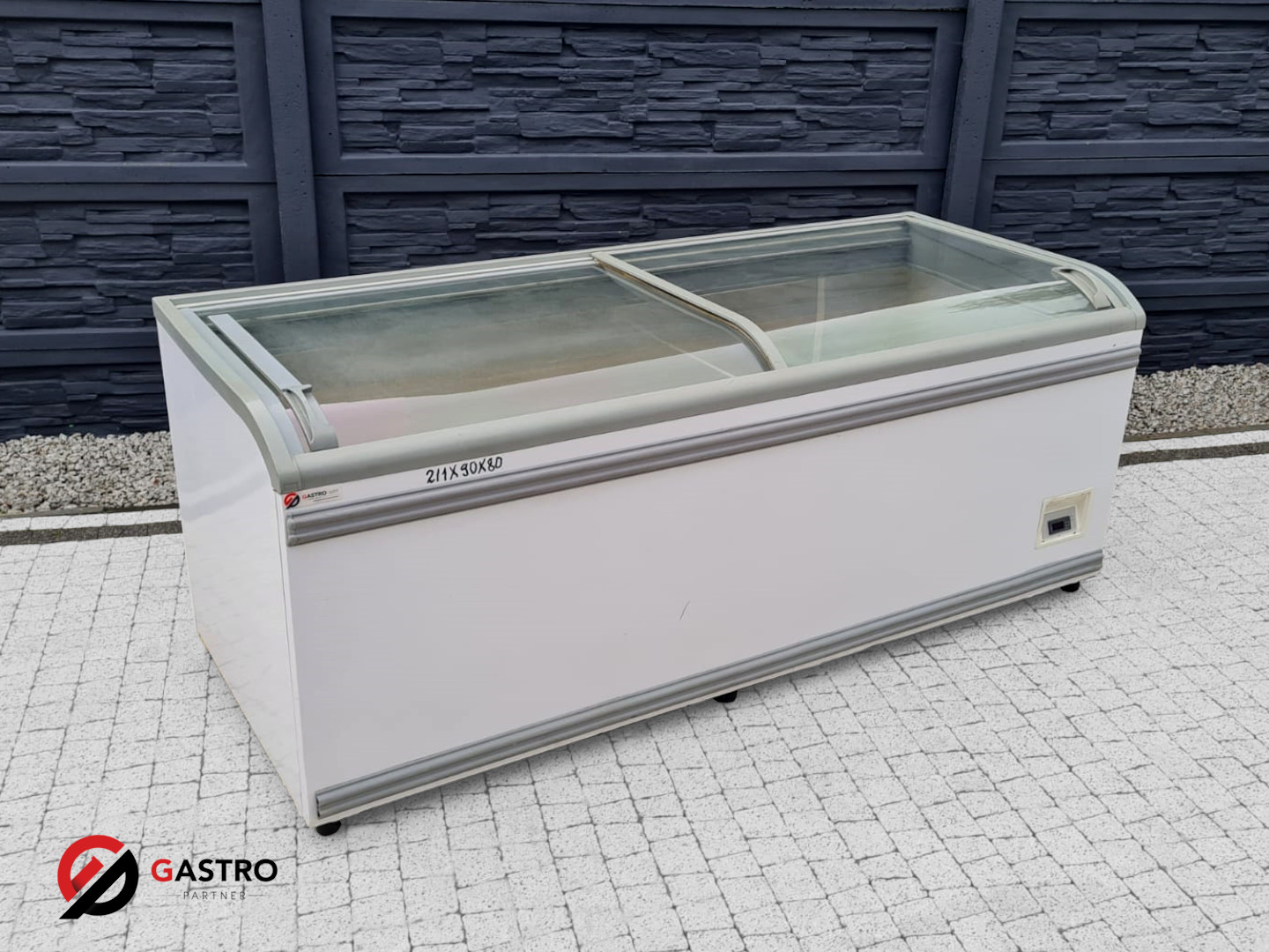 Zamrażarka skrzyniowa przeszklona AHT PARIS