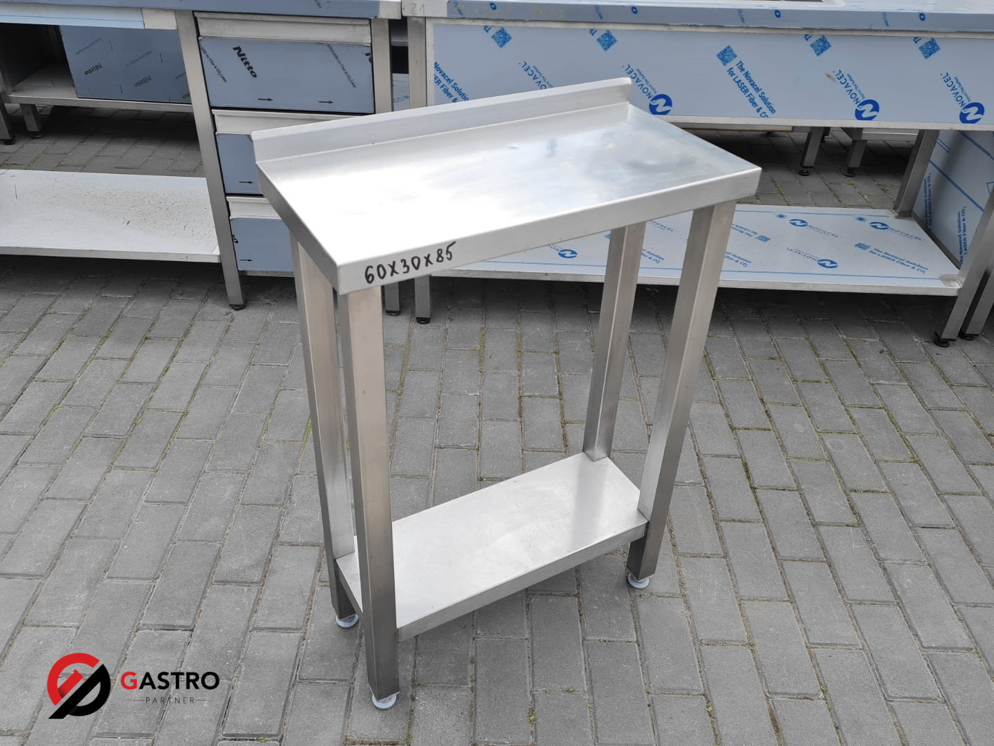 Stół ze stali nierdzewnej z półką przyścienny 600x300x850 mm
