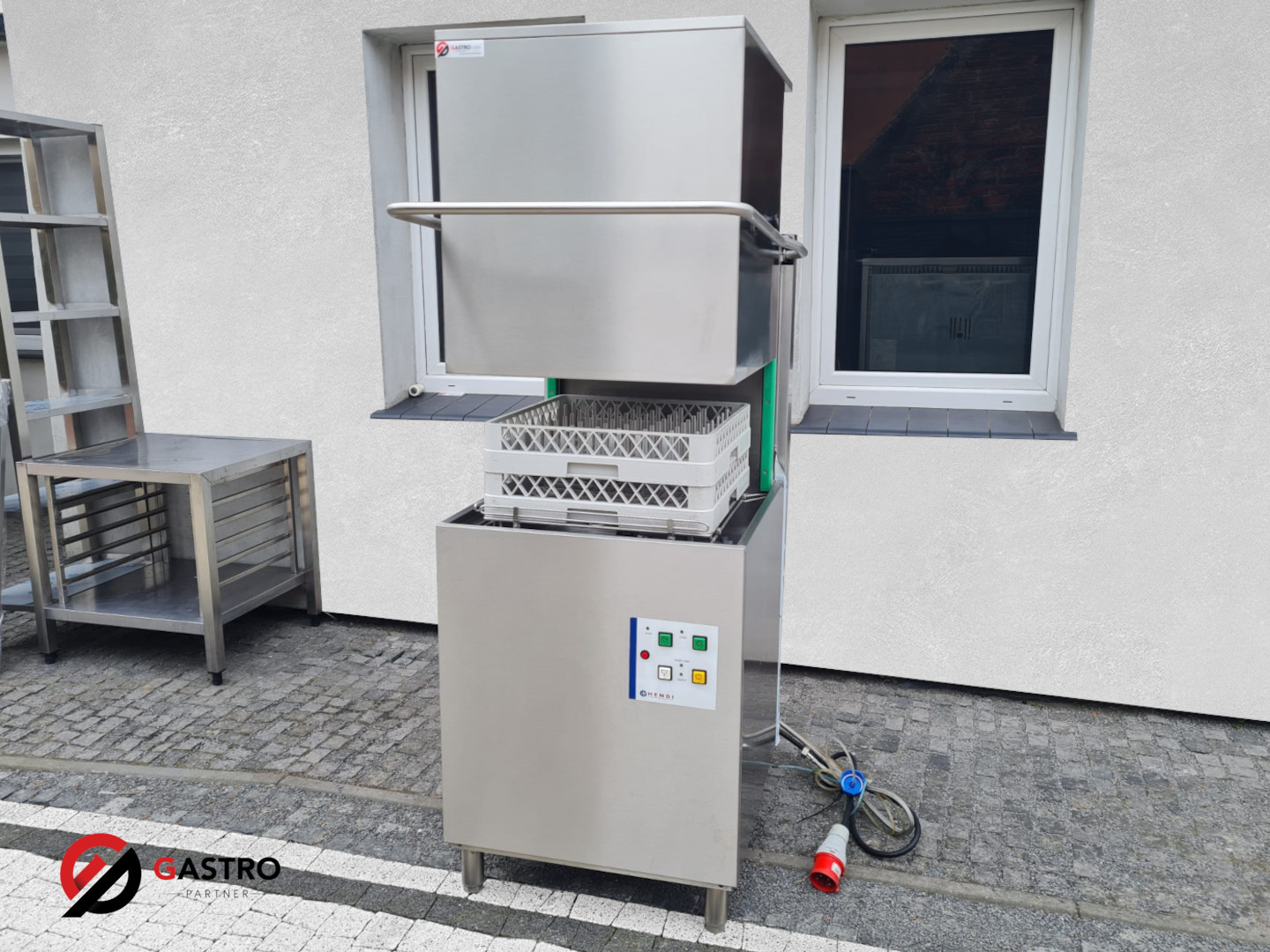 Hendi Zmywarka Kapturowa Z Dozownikiem Nabłyszczacza i Pompą Spustową, 500X500 mm Kitchen Line (231456)