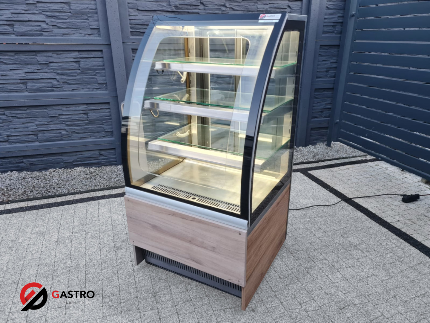 Witryna chłodnicza ekspozycyjna, Lada cukiernicza 750x730x1450 mm