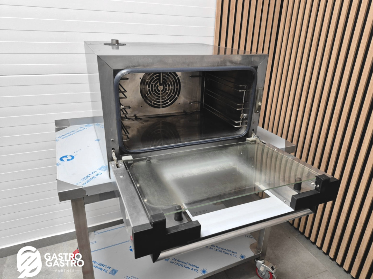 Piec konwekcyjny elektryczny UNOX XEFT-03HS-ELDV - obrazek 3