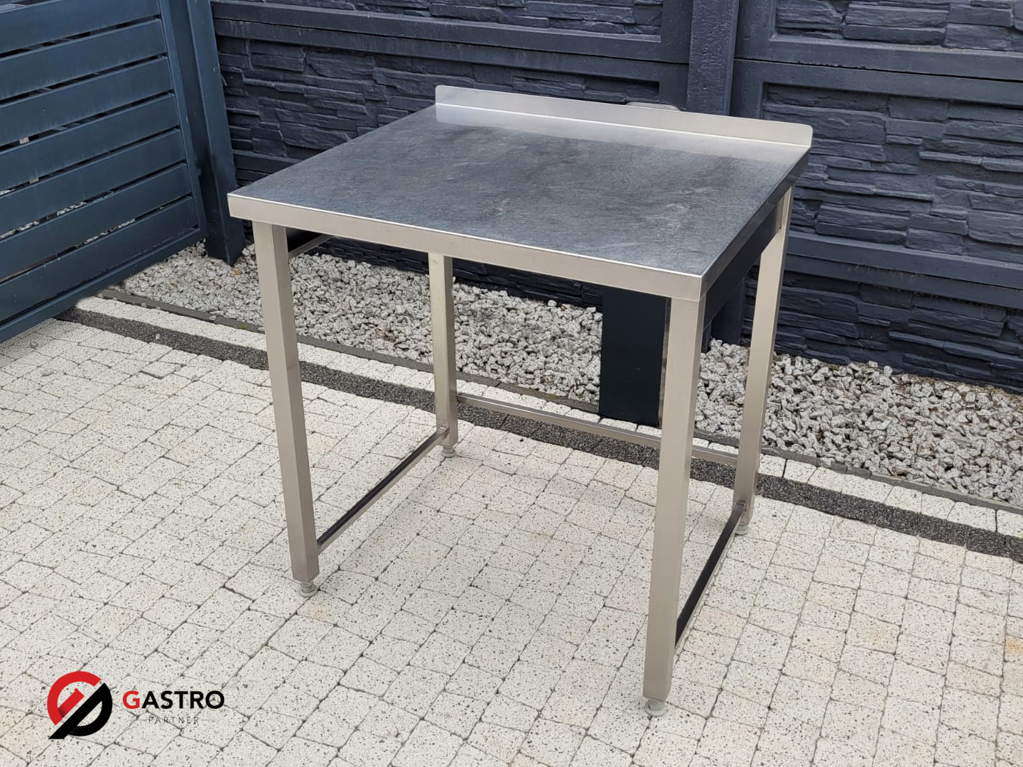 Stół przyścienny gastronomiczny 800x700x850 mm