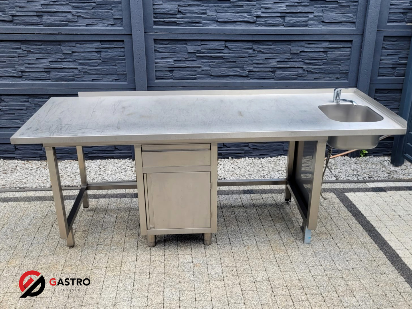 Zlew gastronomiczny 1-komorowy 230x80x89 cm - obrazek 2